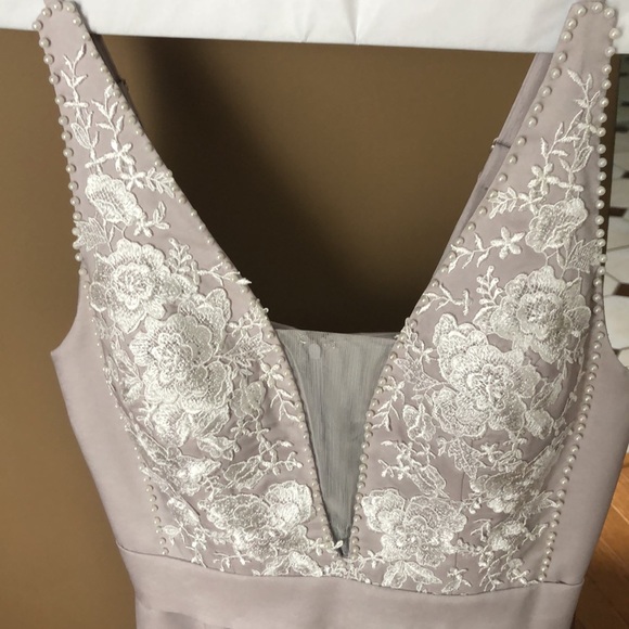 Dress - Picture 2 of 3